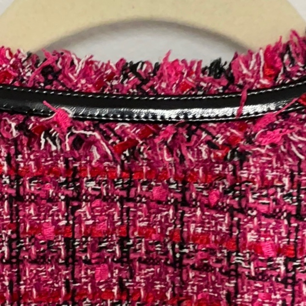 Guess Pink Blazer with Tweed Texture and Structured Silhouette - Picture 10 of 10